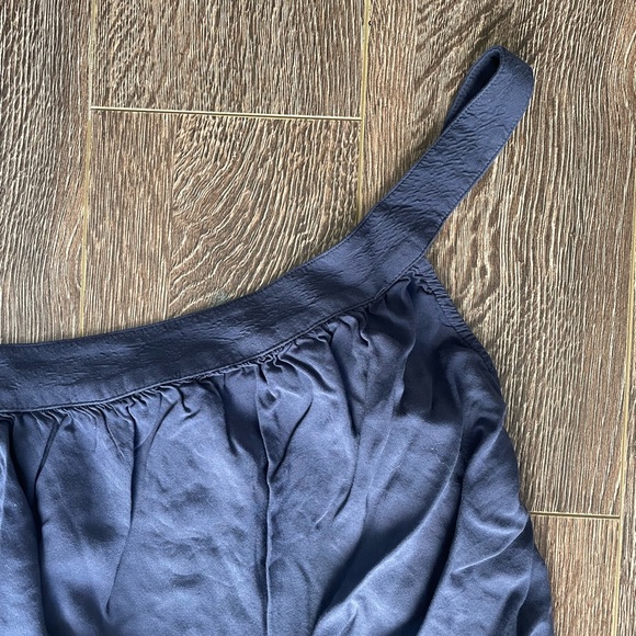 Old Navy One Shoulder Top - Picture 2 of 3